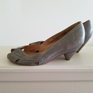 Frye Ada Peep Toe